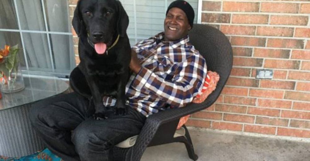 Pagó injustamente una condena y después de 40 años sale con la perrita que cuidó tras las rejas