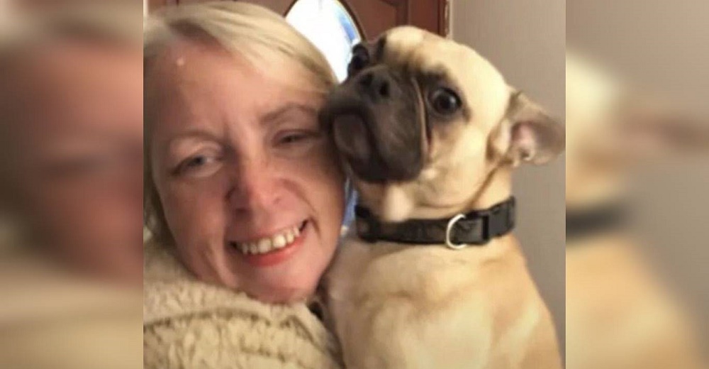 La mujer que confesó amar mucho más a su perro que a su hijo, es blanco de críticas La mujer que confesó amar mucho más a su perro que a su hijo, es blanco de críticas